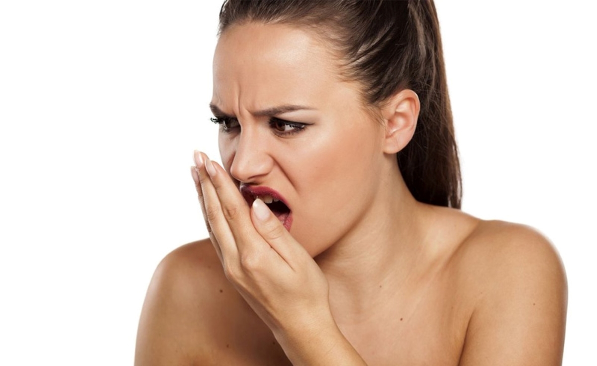 Những nguy cơ từ hôi miệng sau khi nhổ răng