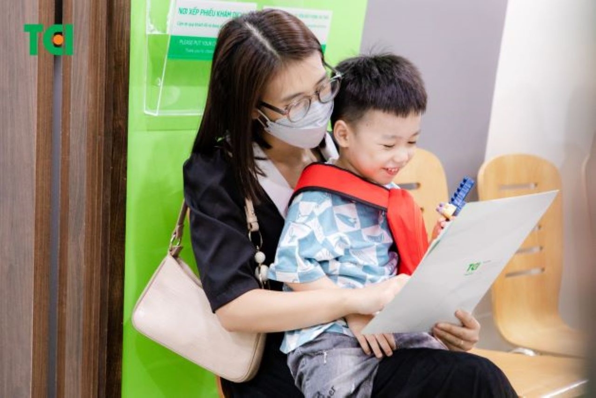 Khám sức khỏe tổng quát giúp phát hiện thiếu máu, thừa vi chất ở trẻ