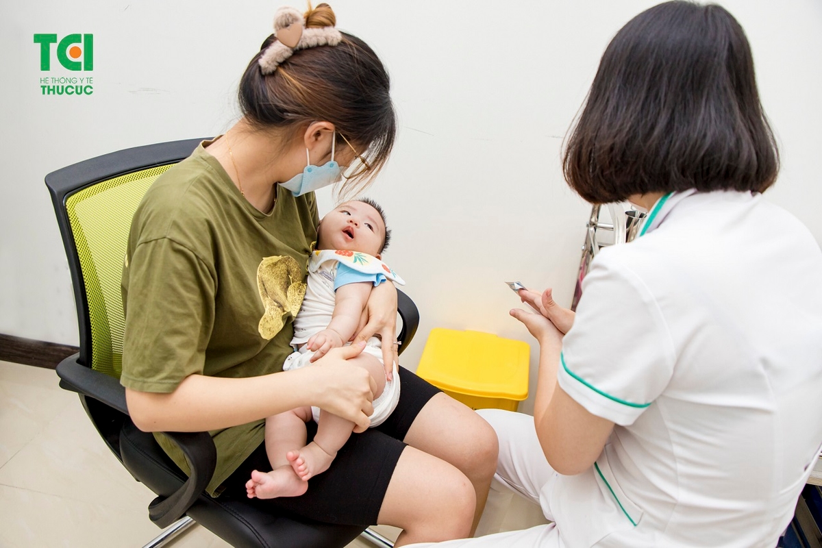 Giải đáp vắc xin rota phòng bệnh gì và có nên cho trẻ dùng không
