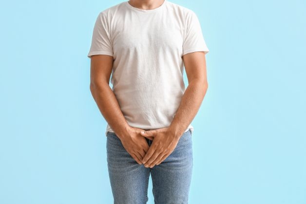 Chủ động tiêm vắc xin hpv cho nam sớm để bảo vệ bản thân trước những nguy cơ nhiễm bệnh. 