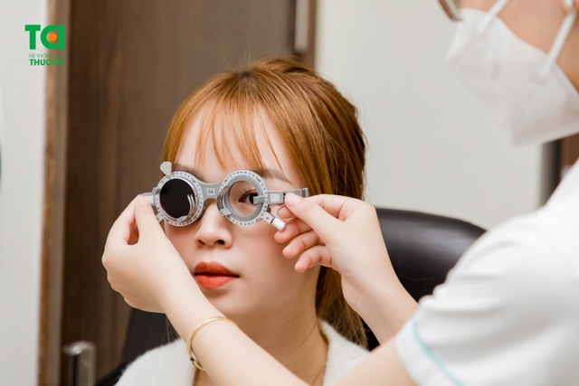 Ảnh khách hàng Lê Thị Ngọc Huyền cắt kính tại Thu Cúc TCI