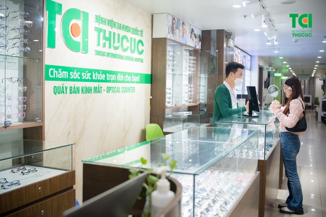 Ảnh &#8220;Bí quyết&#8221; lựa chọn kính phù hợp với khuôn mặt