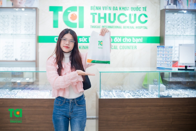 Ảnh &#8220;Bí quyết&#8221; lựa chọn kính phù hợp với khuôn mặt