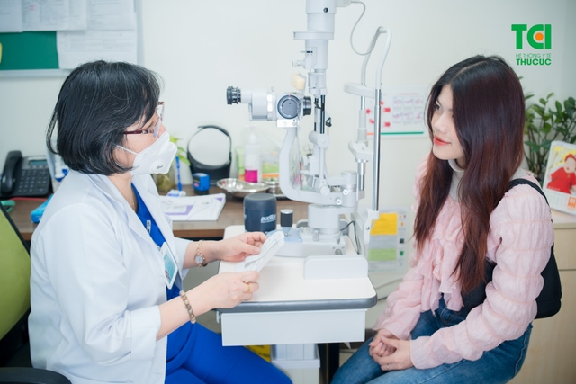 Ảnh &#8220;Bí quyết&#8221; lựa chọn kính phù hợp với khuôn mặt