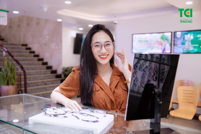 Cắt kính chất lượng cao &#8211; Chi phí cực &#8220;ngọt ngào&#8221; tại Thu Cúc TCI