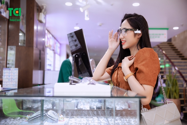 Cắt kính chất lượng cao &#8211; Chi phí cực &#8220;ngọt ngào&#8221; tại Thu Cúc TCI