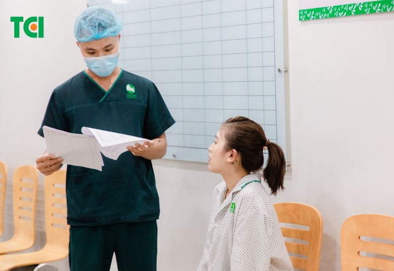 phẫu thuật viêm sụn vành tai