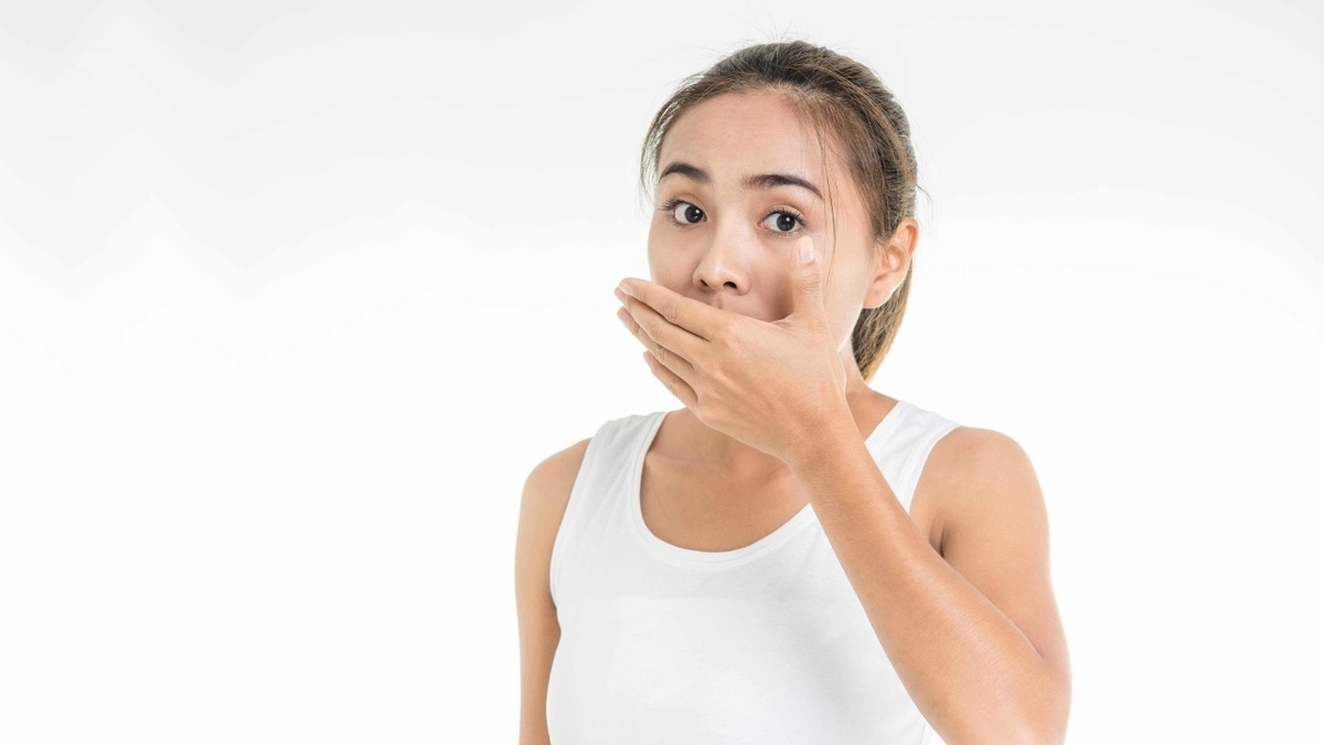 Tình trạng miệng hôi và đắng &#8211; nguy cơ tiềm ẩn