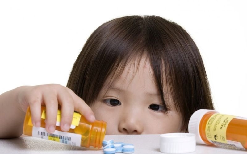 Thận trọng khi sử dụng để tránh làm giảm đề kháng của trẻ em