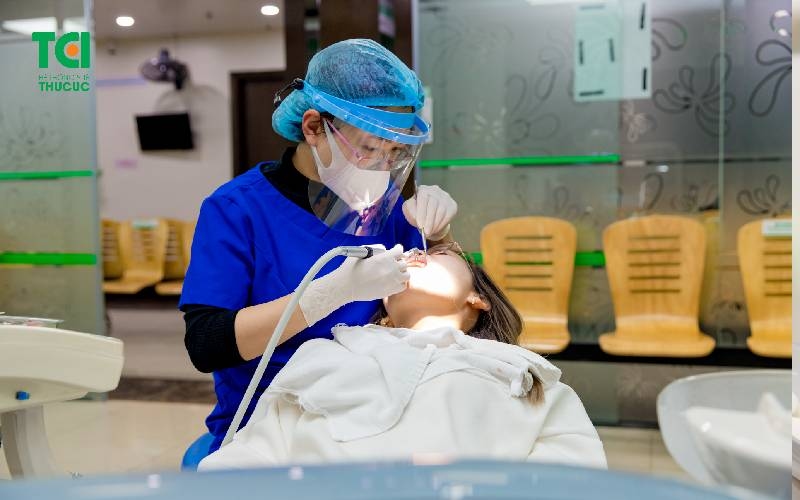 Cạo vôi răng giá bao nhiêu tại TCI