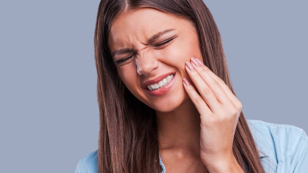 Sưng lợi trong cùng hàm dưới &#8211; Cảnh báo sức khỏe răng miệng