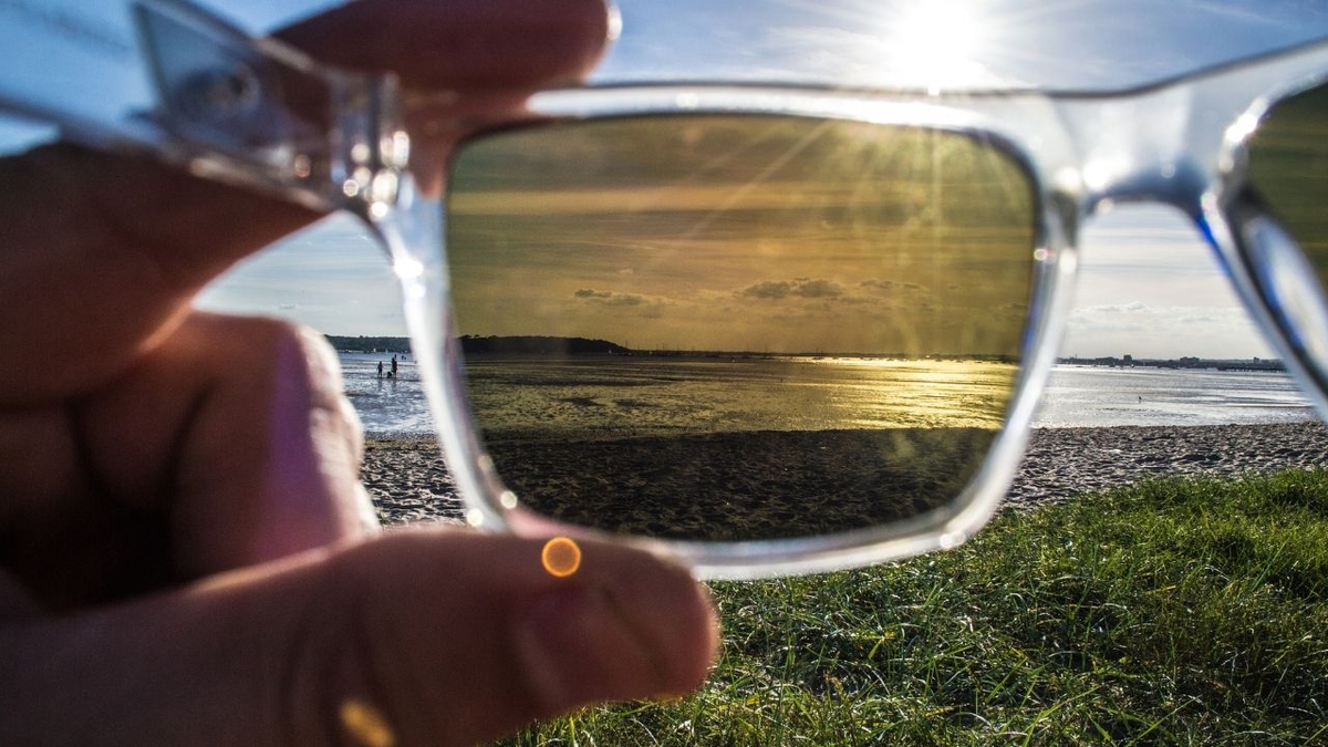 Từ A đến Z về tròng kính polarized