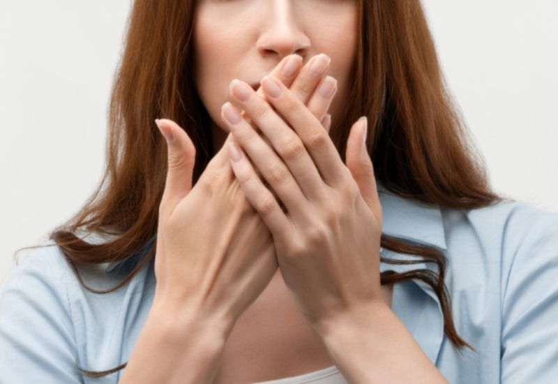 Như thế nào được gọi là hiện tượng ợ hơi liên tục?