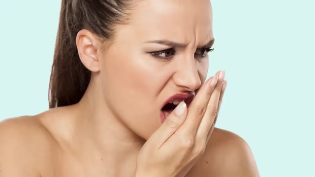 Liên tục ợ hơi: Triệu chứng, nguyên nhân và cách điều trị