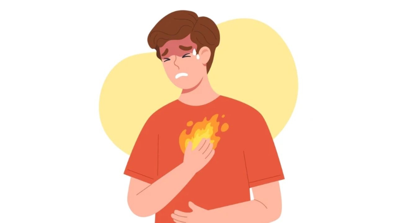 GERD gây đau rát giữa ngực: Những lầm tưởng và sự thật cần biết