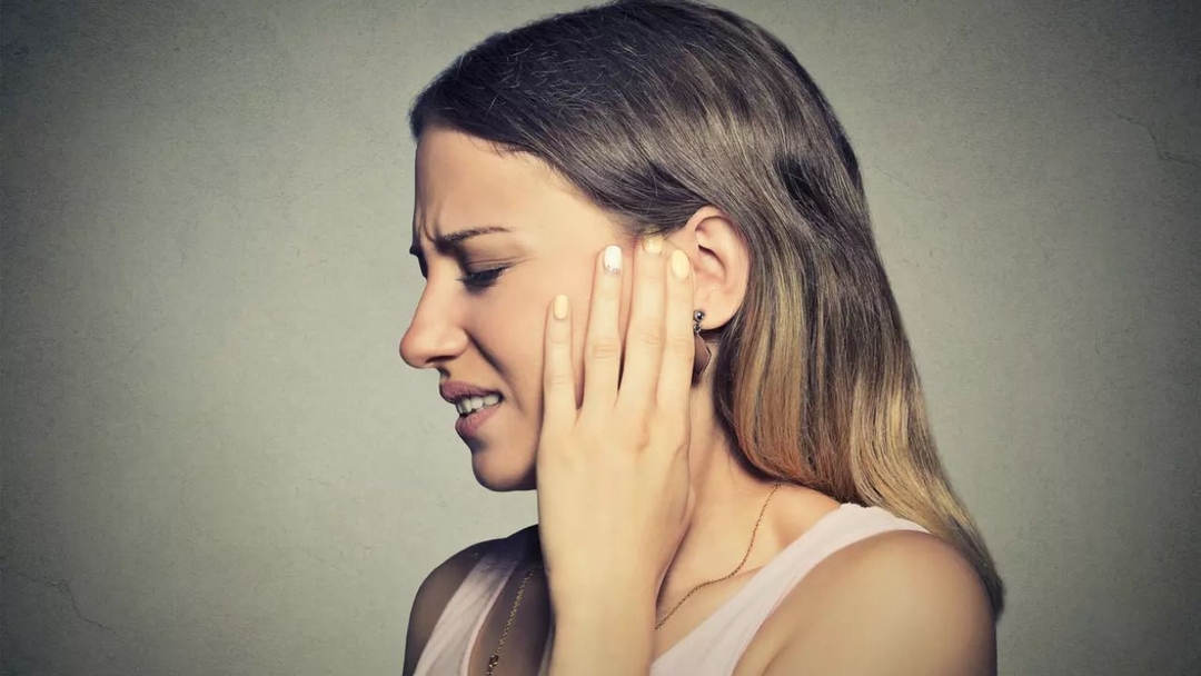 Vì sao trào ngược dạ dày gây đau tai và cách cải thiện