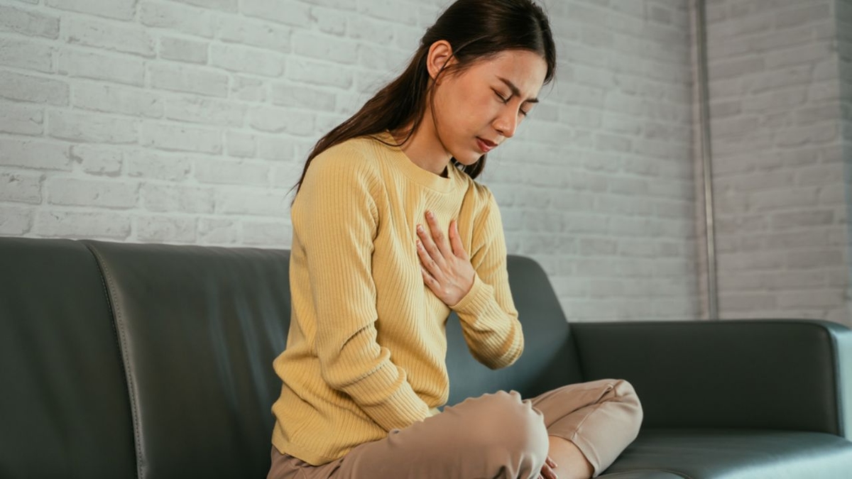Nuốt nghẹn trào ngược dạ dày có nguy hiểm không?