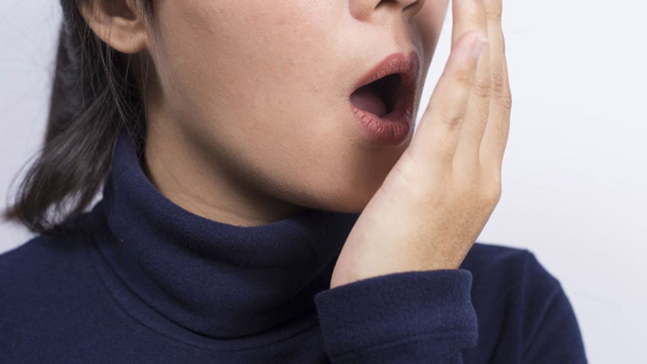 Ợ hơi có mùi tanh: Tìm hiểu nguyên nhân và cách cải thiện