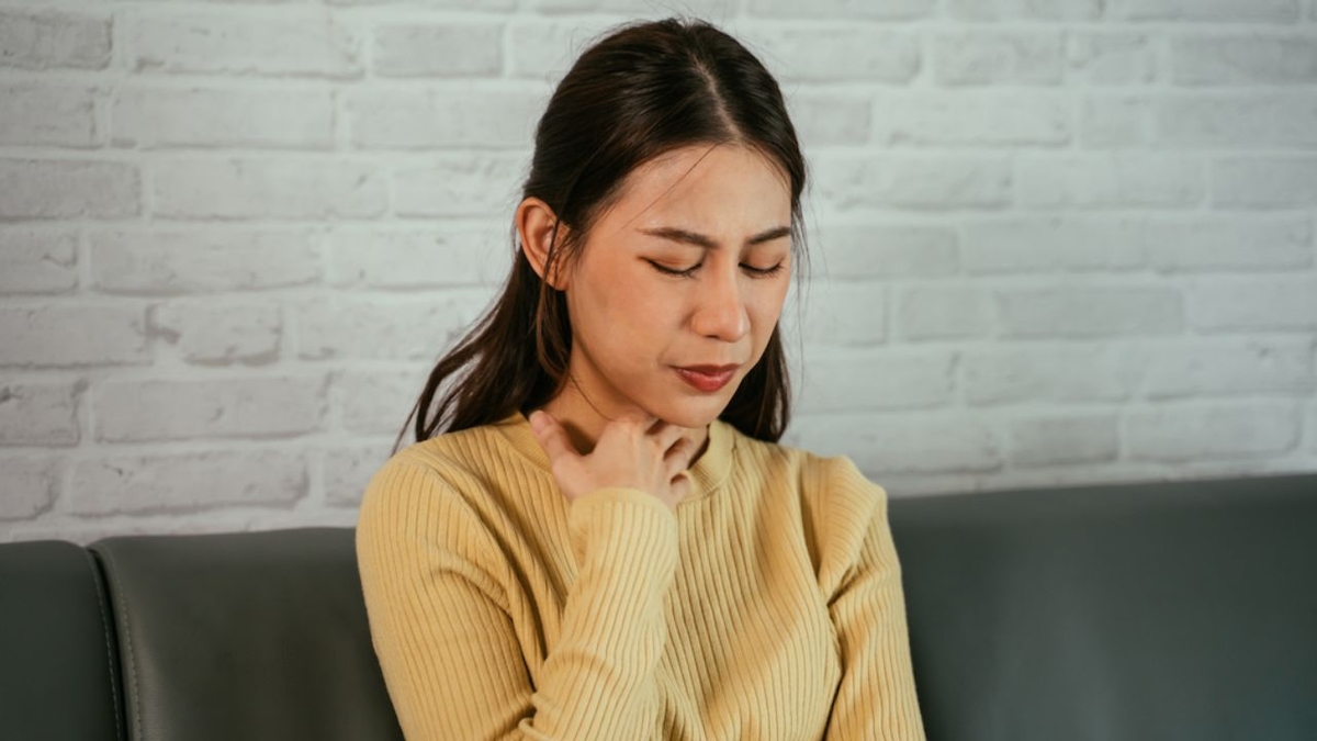 Ợ hơi nóng rát cổ: nguyên nhân và cách khắc phục hiệu quả