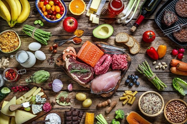 ăn trứng sau tiêm vacxin