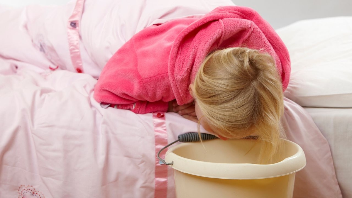 Bé bị nôn nhiều: Nguyên nhân do đâu?