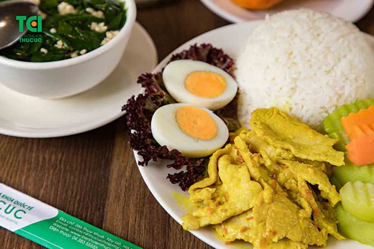 Đẻ mổ kiêng ăn gì? Lưu ý cho phụ nữ sau sinh mổ