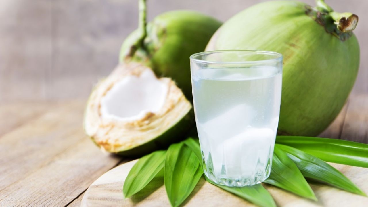 Khám phá uống nước dừa có tác dụng gì cho sức khỏe