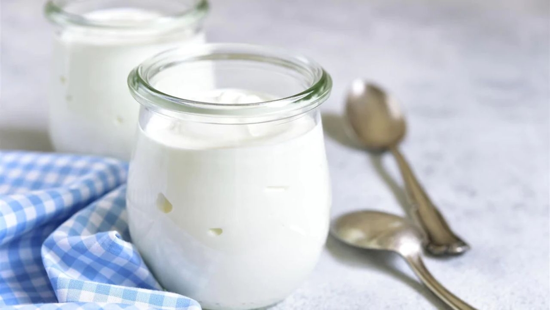 Trào ngược dạ dày có nên ăn sữa chua không?