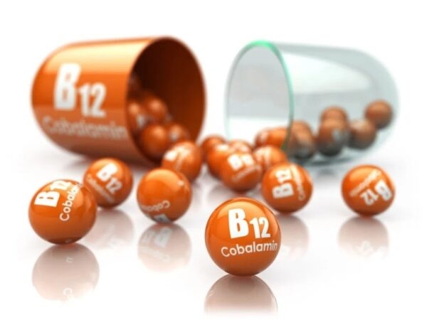 Vitamin B12 còn góp phần vào việc chuyển hóa năng lượng từ thức ăn, giúp cơ thể hoạt động hiệu quả hơn.