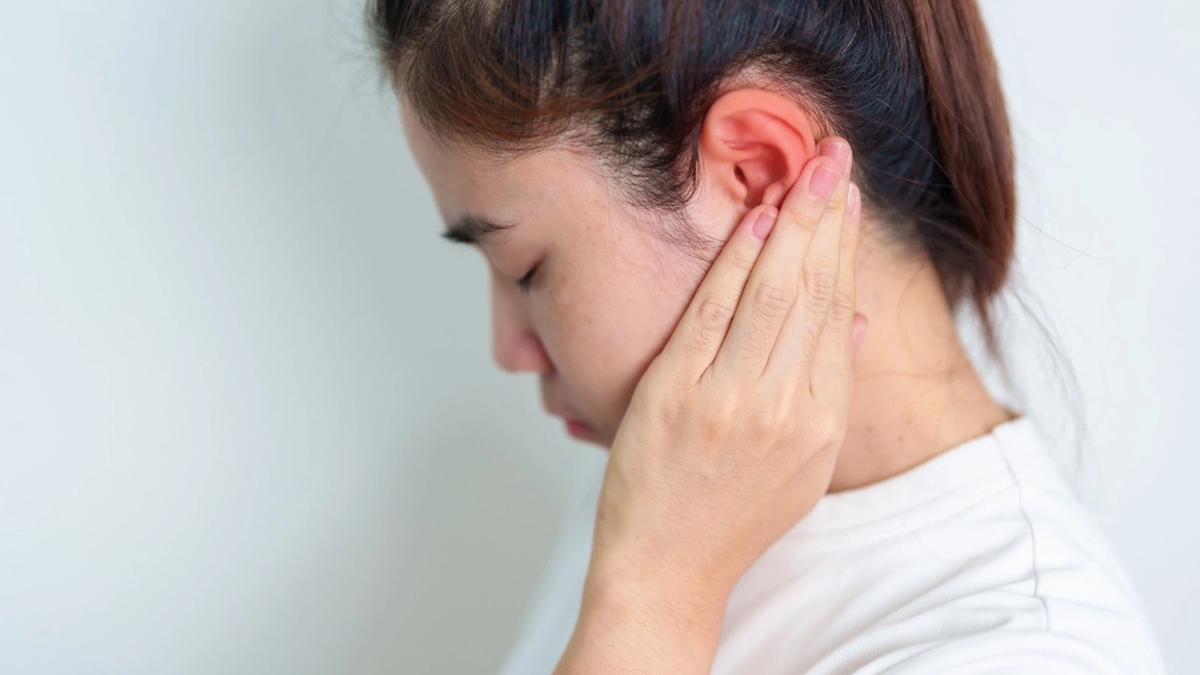 Viêm tai ngoài là gì &#8211; Những điều người bệnh cần biết