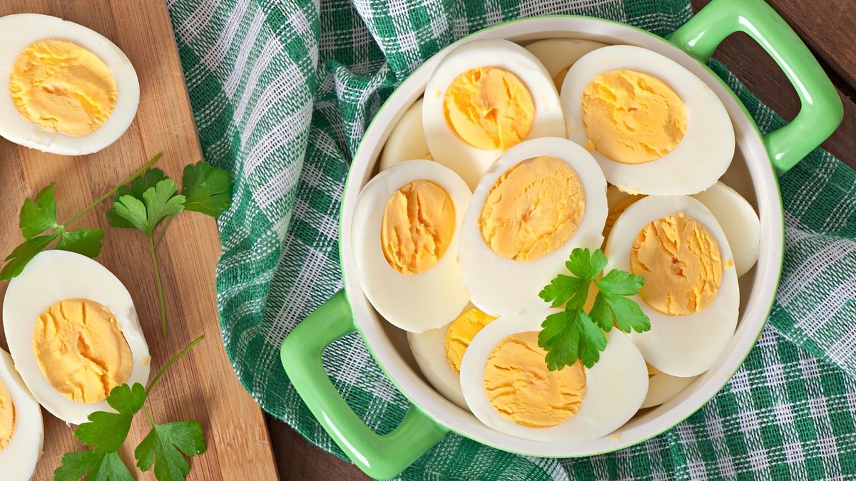 Tìm hiểu vấn đề lòng đỏ trứng gà có tác dụng gì