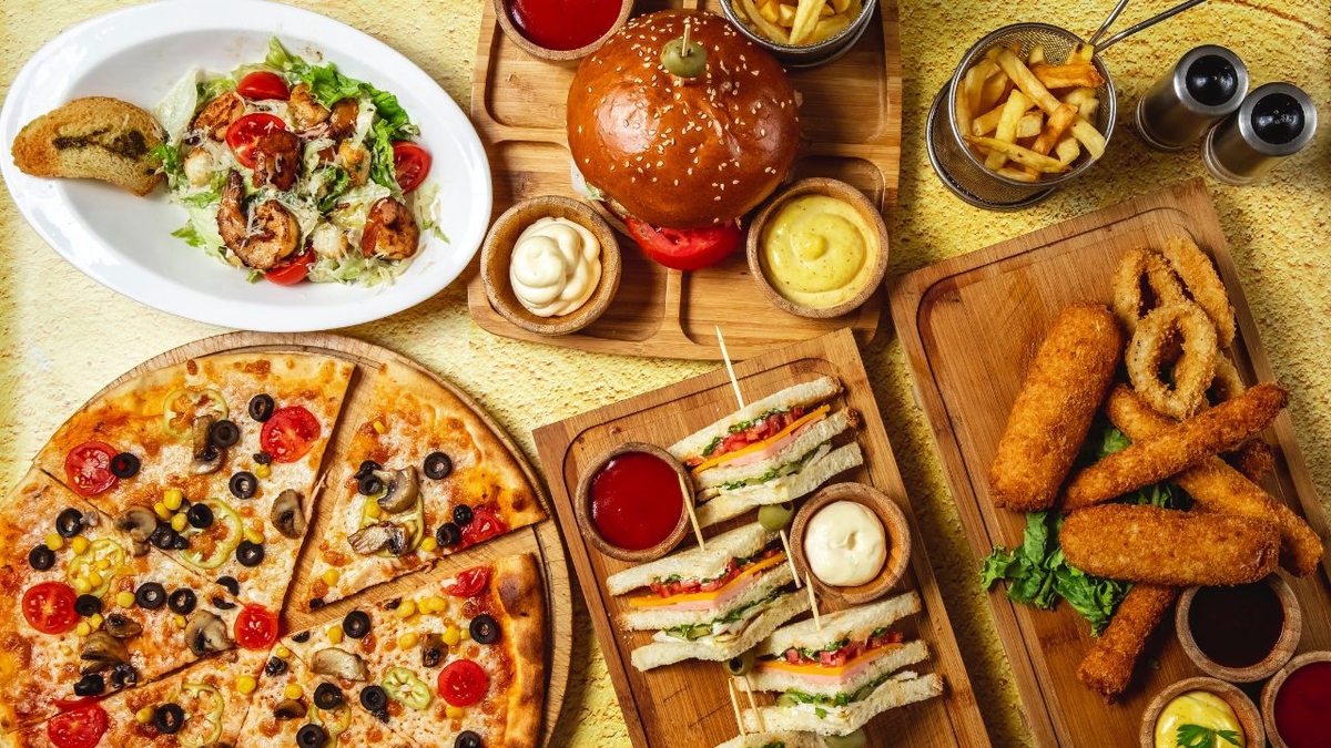 Thực phẩm làm tăng mỡ máu: 5 nhóm bạn nên tránh