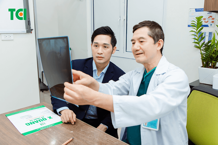 <a href="/gioi-thieu/co-so-vat-chat">Cơ sở vật chất hiện đại</a>