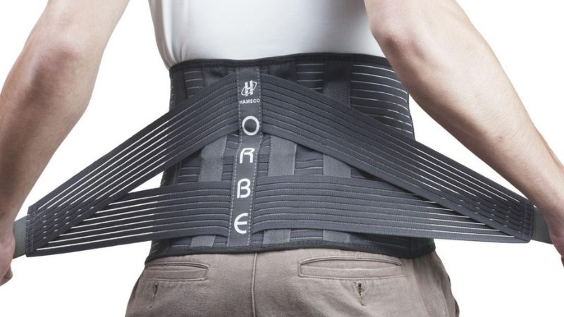 Các biện pháp hỗ trợ điều trị thoát vị nhẹ là gì?