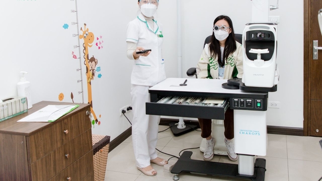 Viễn thị ở người trẻ tuổi &#8211; Nguyên nhân và cách phòng ngừa