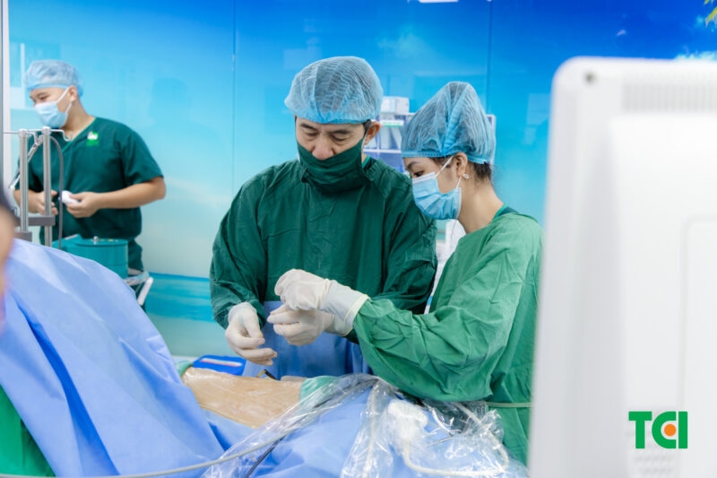 người bệnh nên đến cơ sở y tế để được khám và điều trị sớm