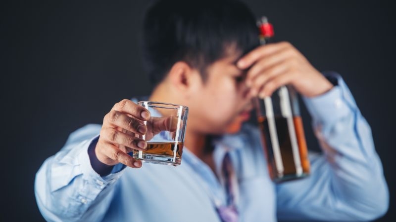Nguyên nhân gây viêm gan cấp tính do rượu