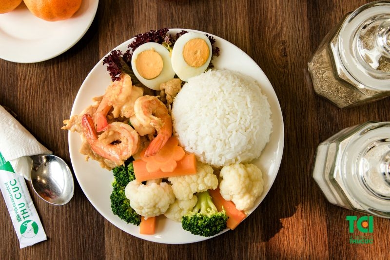 trẻ lười ăn nên bổ sung gì