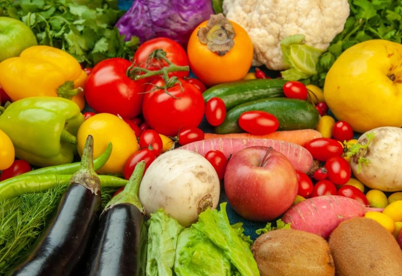 Ung thư phổi có ăn được thịt chó không - Rau củ là nhóm thực phẩm hàng đầu cho người bệnh ung thư phổi nhờ giàu chất chống oxy hóa như beta-carotene, lycopene và vitamin C.