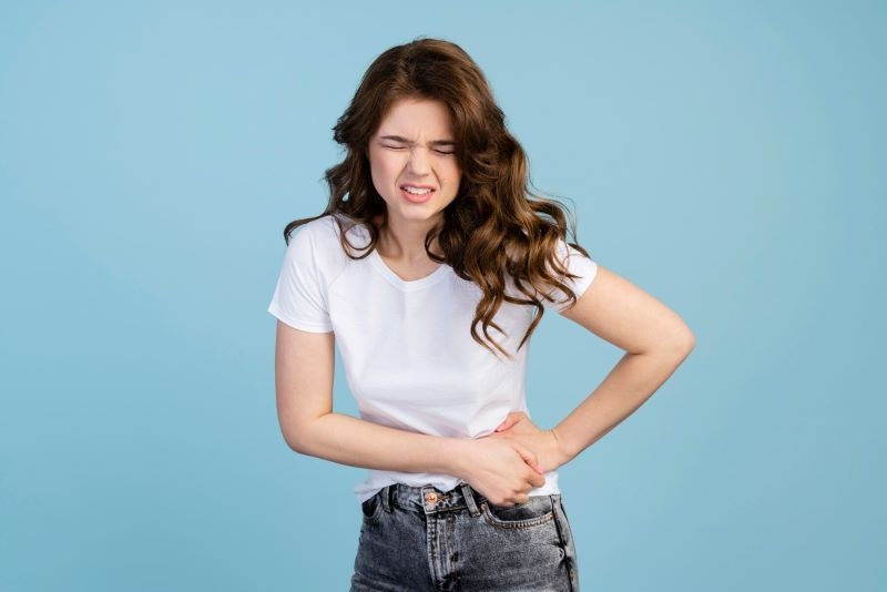 Bị sỏi tiết niệu có nguy hiểm không: Ảnh hưởng trực tiếp đến sinh hoạt và sức khỏe