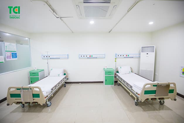 phòng cấp cứu của Thu Cúc TCI được trang bị đầy đủ thiết bị đảm bảo cho công tác sơ cấp cứu người bệnh