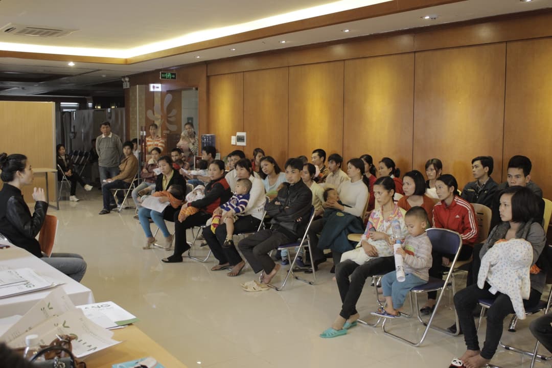 Bệnh viện thu cúc phẫu thuật miễn phí cho trẻ em nghèo