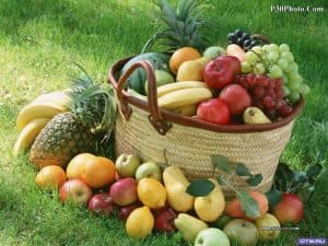 Chế độ ăn hợp lí kết hợp với lối sống lành mạnh và thường xuyên theo dõi sức khỏe là biện pháp giúp người phụ nữ kiểm soát sức khỏe và phòng bệnh tốt nhất...