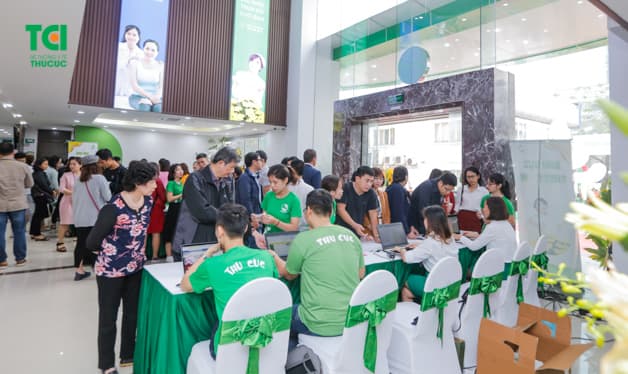 Với chất lượng dịch vụ tối ưu, Bệnh viện Thu Cúc luôn là sự lựa chọn tin tưởng của nhiều người bệnh cho nhu cầu thăm khám, điều trị bệnh và chăm sóc sức khỏe.