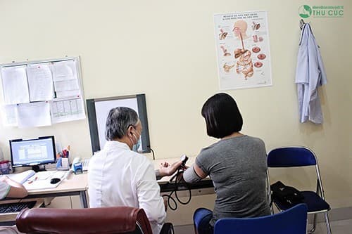 Khám bệnh đau lưng ở đâu