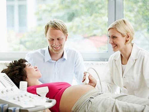 kham-thai-tron-goi-o-benh-vien-thu-cuc1