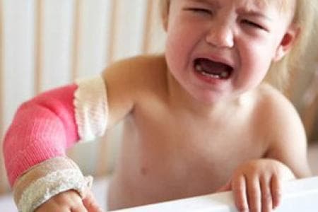 cac-benh-ve-xuong-o-tre-em