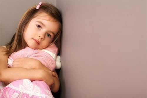 Tuyệt đối không tẩy giun cho trẻ mà không có sự tư vấn của bác sĩ