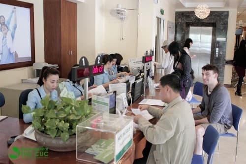 sNếu bạn bị sỏi san hô, nên đến các bệnh viện uy tín như Thu Cúc để điều trị sớm.