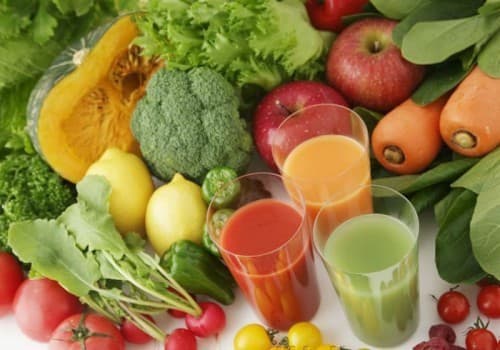 Bệnh nhân suy thận mạn tính nên điều chỉnh cách ăn uống cho hợp lý